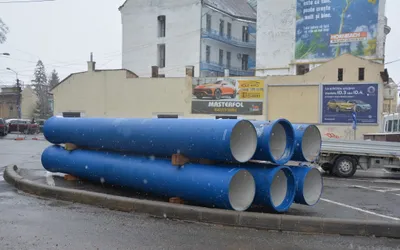 Au început lucrările de reabilitare a rețelelor hidro-edilitare de pe 100 de străzi din Cluj-Napoca