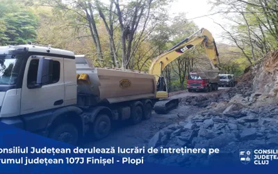 Consiliul Județean derulează lucrări de întreținere pe drumul județean 107J Finișel - Plopi