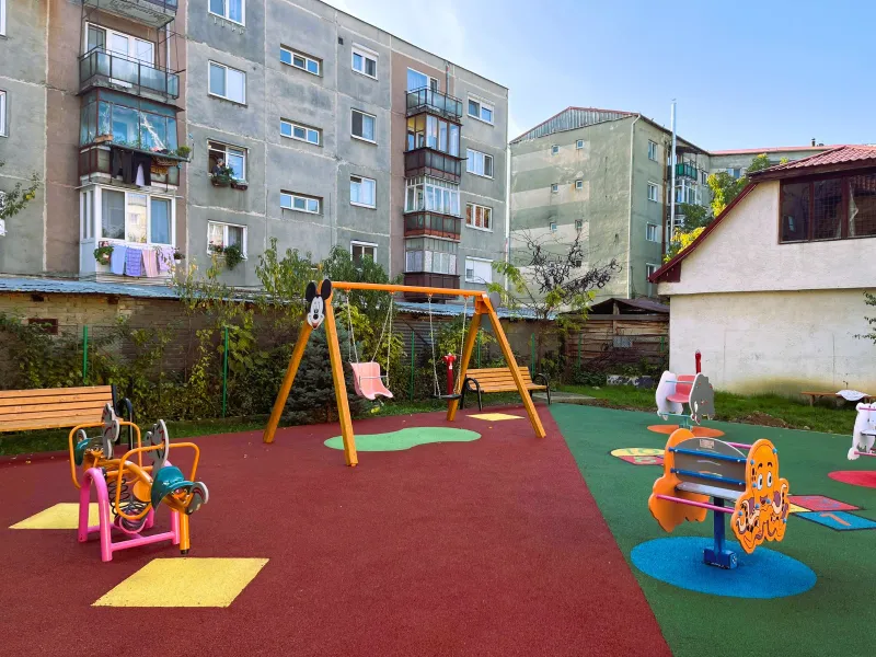 Locuri noi de joacă în Aleșd,  finanțate cu premiul de la ,Luna curățeniei 2022