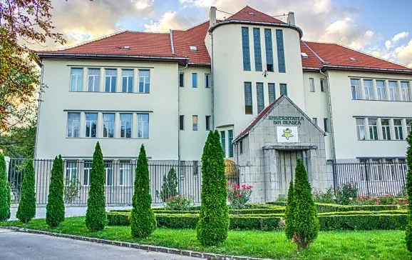 Burse acordate prin programul „Make IT în Oradea” studenților  de la profilele IT