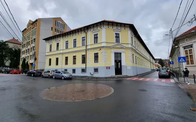 Încă o investiție finalizată, de aproape 2,3 milioane de euro, în infrastructura educațională din municipiul Deva