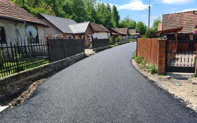 Președintele Consiliului Județean Arad, Iustin Cionca, și primarul de la Pleșcuța, au vizitat obiective din comună cuprinse pe lista viitoarelor investiții