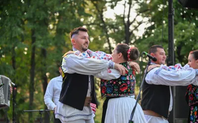 Cea mai mare ediție a târgului „Gusturi și tradiții DE BIHOR” la Oradea — 98 de participanți