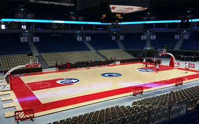 Scurt ghid de bune practici și soluții complete pentru dotarea stadioanelor, terenurilor de sport, sălilor polivalente