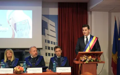 PREMIERĂ PENTRU MARAMUREȘ: Primii studenți ai UMF Cluj-napoca – extensia Baia Mare au marcat startul anului universitar 2023-2024