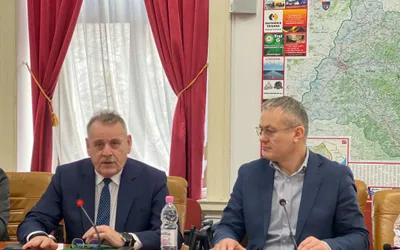 Gaz în Bihor: Întâlnire de lucru cu primarii și reprezentanții ANRE