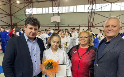 Distincția BENE MERENTI, a fost acordată de președintele Iustin Cionca unor arădeni care au obținut rezultate remarcabile în domeniul sportului