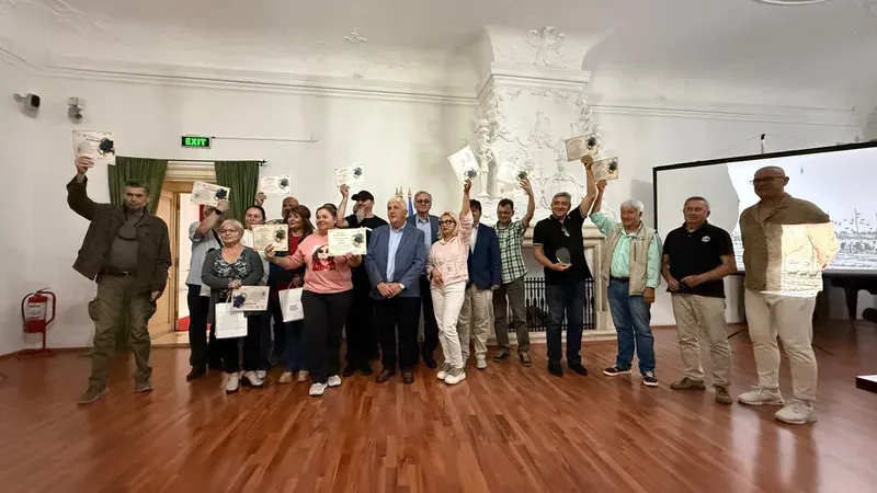 Vernisajul expoziției‑concurs naționale „Instantanee de adevăr” la Muzeul Civilizației Dacice și Romane Deva