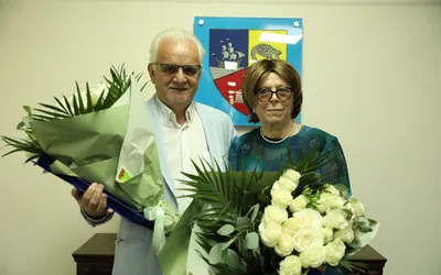 Acordarea celei mai înalte distincții civile pe care o poate conferi instituția noastră, respectiv titlul de “Cetățean de Onoare al Județului Constanța”