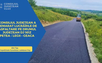 Consiliul Județean a demarat lucrările de asfaltare pe drumul județean DJ 161Z Petea – Legii – Geaca