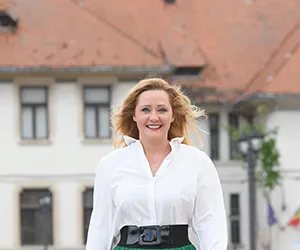 Elena Lasconi, primarul municipiului Câmpulung Muscel despre valorificarea potențialului turistic al orașului și despre proiectul ,,Câmpulung, capitala scrisului românesc’’