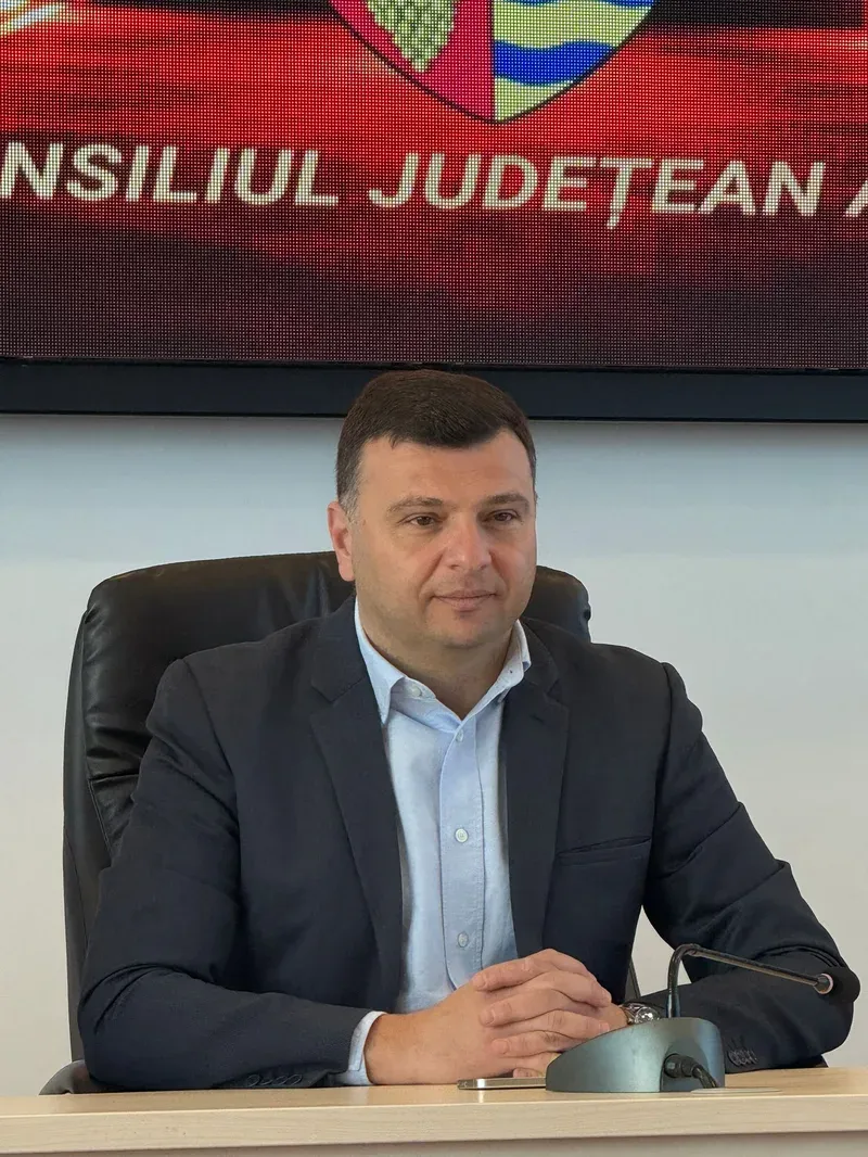 Gala Elitelor, a cincea ediție la Arad: expoziție Brâncuși, fragmente Enescu, premii extinse și discuții despre zonă metropolitană