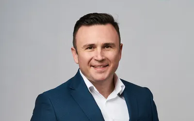 Provocările digitalizării educației și rolul primăriilor. Cum a digitalizat Edu Apps peste 15 000 de școli din România