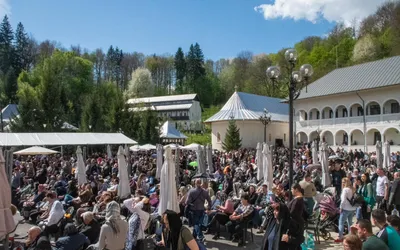 Mii de credincioși la concertele de Paște ,,Lumină din Lumină”