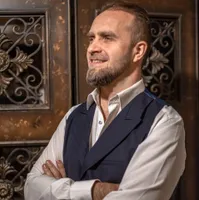 MIHAI E VALERIU I.I.