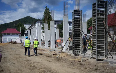 Lucrările pentru construirea noului ambulatoriu integrat avansează în ritm alert