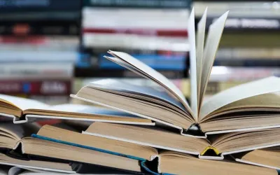 Prima generație de clasa a IX-a începe anul școlar fără manuale; profesorii predau noile programe cu materiale proprii
