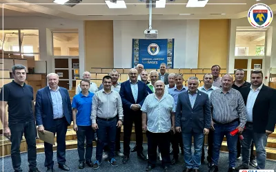 Microbuze electrice pentru aproximativ 5.815 elevi din județul Argeș