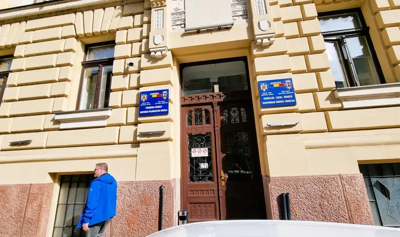 Accesul public dinspre strada Primăriei, redeschis la Primăria Oradea