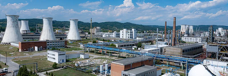 Combinatele Chimcomplex produc în România dezinfectanți  recomandați de Organizația Mondială a Sănătății în lupta împotriva COVID-19