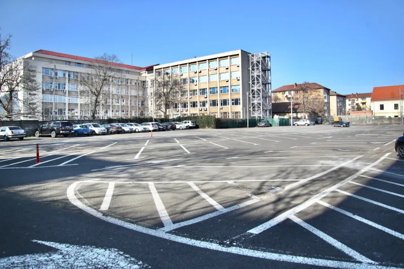 Parcare cu plata automată a tichetului, pentru fluidizarea traficului