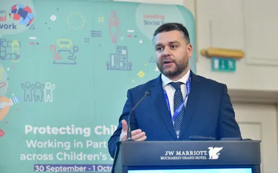 Cum ajutăm copiii defavorizați: Cel mai mare seminar european despre protecția copilului, organizat în aceste zile de Sectorul 6. Este o premieră pentru România!