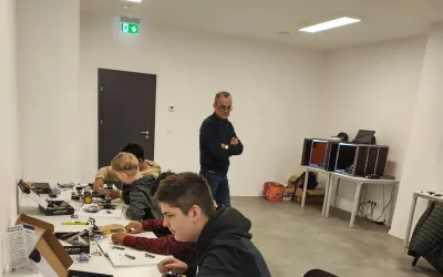 O nouă companie sprijină elevii să învețe o meserie la Campus Oradea: ebm-papst România se alătură consorțiului dual