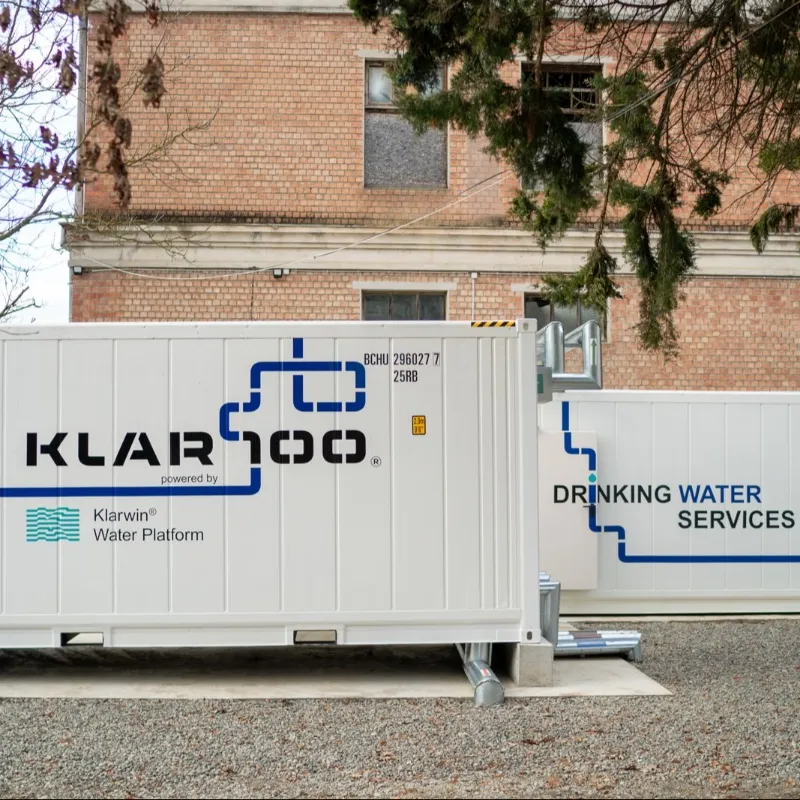 Apa din Fântânele este oficial potabilă, după inundațiile de la Praid. Sistemul de desalinizare furnizat de Klarwin a devenit operațional