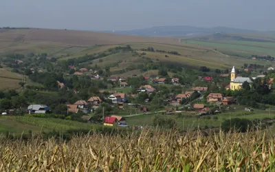 Se modernizează străzile din comuna Ploscoș