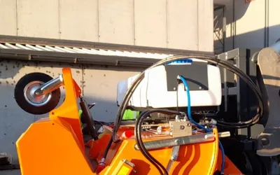 Perie de capacitate mare pentru utilaje de mare tonaj