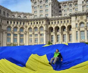 Fabrica de Steaguri - cel mai mare producător român de articole pentru protocol și pavoazare pentru instituții publice și private