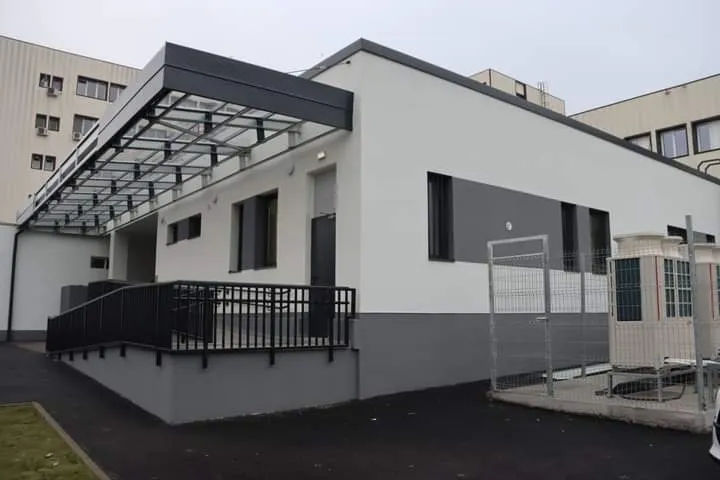 Un cadou frumos de Crăciun pentru Arad, de la Consiliul Județean - extinderea Urgențelor de la Spitalul Județean