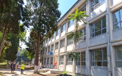 Lucrările de reabilitare și modernizare a Școlii Gimnaziale ,,Andrei Șaguna” Deva avansează