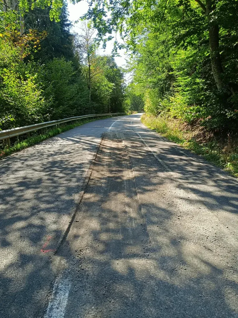 Lucrările de întreținere de vară pe drumurile județene din Harghita, aproape finalizate