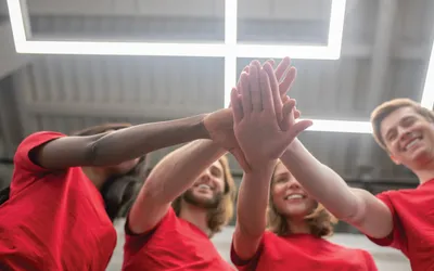 Spiritul civic se instruiește!  Rețele de voluntariat pentru asistență umanitară în Sectorul 3