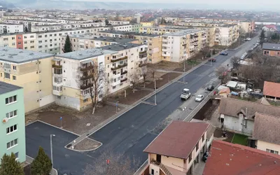 Strada Zambilelor - încă o stradă de pământ transformată într-o arteră  modernă