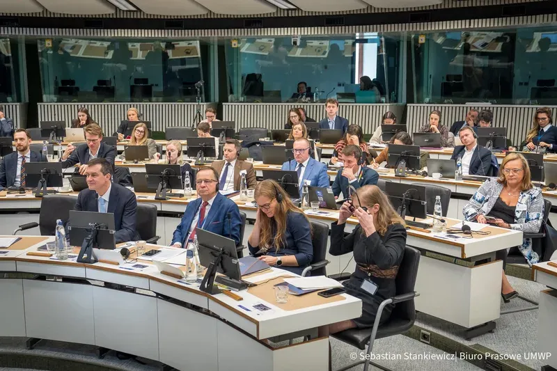 Județul Maramureș la Bruxelles: Vlad Duruș a semnat o Poziție Comună pentru Politica de Coeziune post‑2027