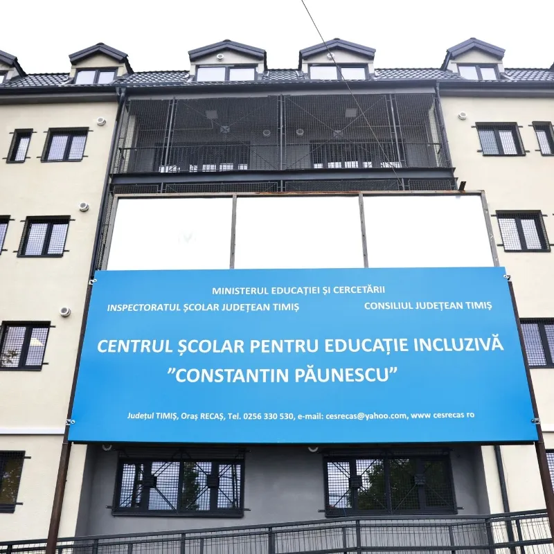 Clădire școlară modernă pentru elevii Centrului „Constantin Păunescu” din  Recaș