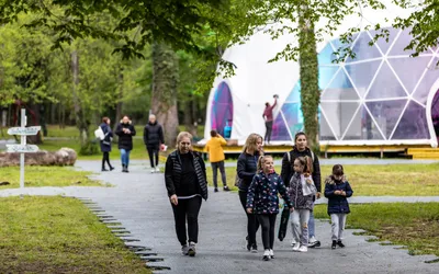 Traseu de aventură pentru copii, spectacole de teatru și ateliere de creație pentru întreaga familie la Parcul Primăverii! Participarea este gratuită.