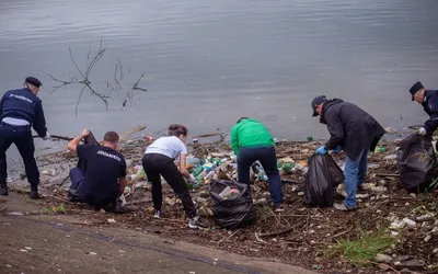Sute de voluntari au luat parte, în județul Cluj, la Ziua de Curățenie Națională