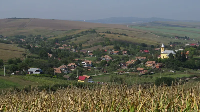 Se modernizează străzile din comuna Ploscoș