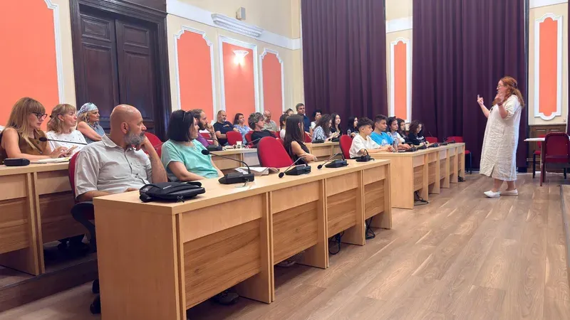 Deva demarează candidatura pentru titlul Capitala Tineretului din România 2028