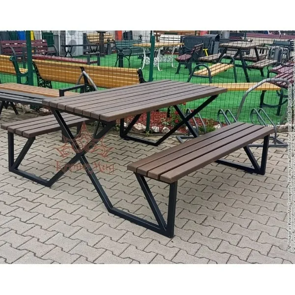 Set Mobilier Parc STUTTGART cu masa si 2 banci