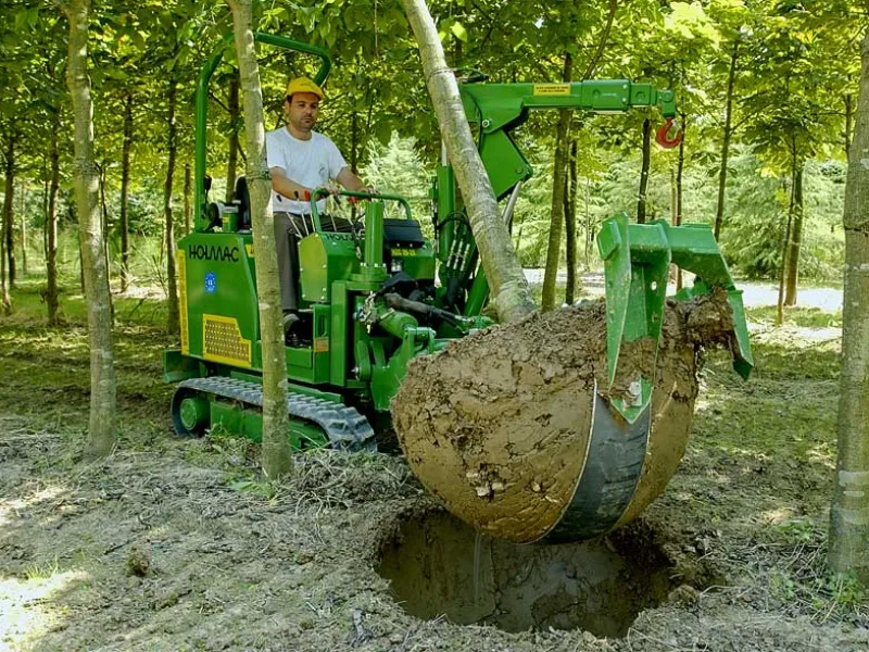 Mașini Holmac de școlarizat și scos arbori cu balot de pământ