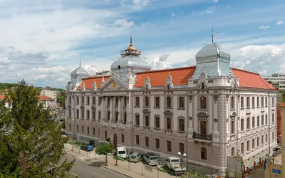 Reabilitarea viitorului sediu al CJ Bihor, la 70%