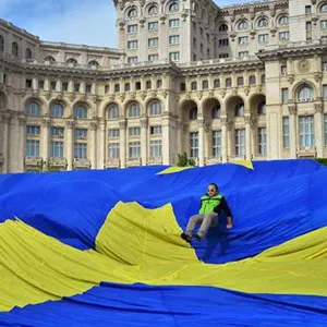 Fabrica de Steaguri - cel mai mare producător român de articole pentru protocol și pavoazare pentru instituții publice și private