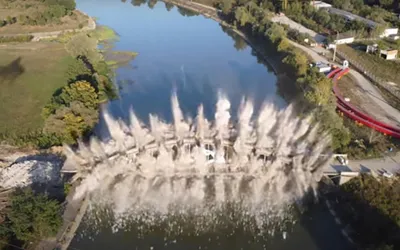 Începe construcţia fundaţiilor podului peste râul Olt din comuna Voila!