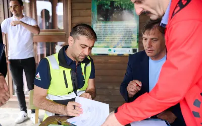 Consiliul Județean Maramureș a semnat contractul pentru reabilitarea DJ 109F Ocna Șugatag – Ferești, al patrulea mare șantier județean