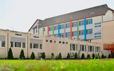 Algeco – 70 de ani de inovație în construcții modulare. Spații modulare moderne pentru școlile din România