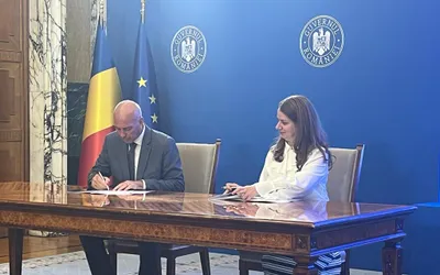 Consiliul Judeţean Braşov va implementa proiectul „Dotarea cu mobilier, materiale didactice și echipamente digitale a unităților de învățământ...\"